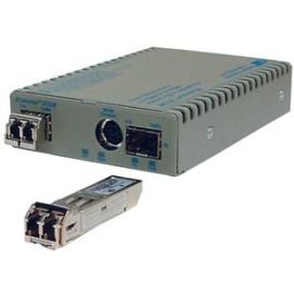 Omnitron Systems 7547-2 CWDM XFP Transceiver