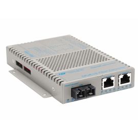 OmniConverter 10/100/1000 PoE+ Gigabit Ethernet Fiber Media Converter Switch RJ45 SC Single-Mode 12km Extended Temp