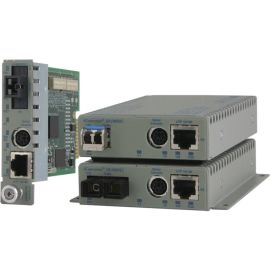 Omnitron Systems 10/100BASE-TX UTP to 100BASE-FX Media Converter and Network Interface Device